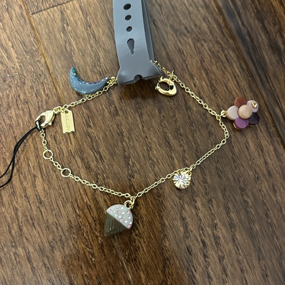NWT Coach gold tone Moon And Flower Charm Bracelet - Picture 2 of 4